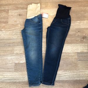 Bundle of maternity jeans